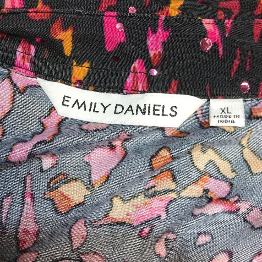 Emily Daniels Sequin Abstract Collared 3/4 Sleeve… - image 4